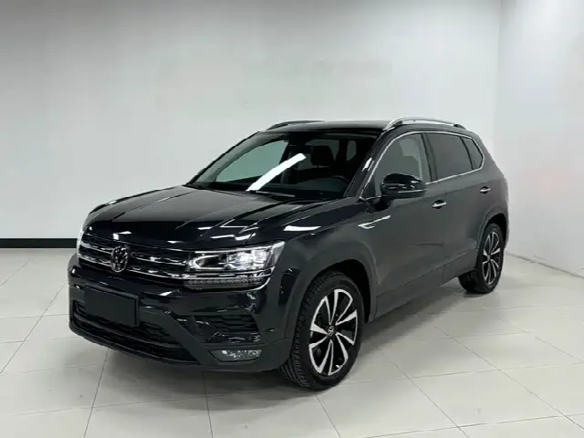 Volkswagen Tharu 2022, 49 000 км