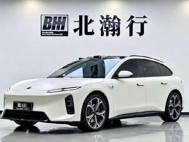 Nio ET5T 2025, 15 000 км