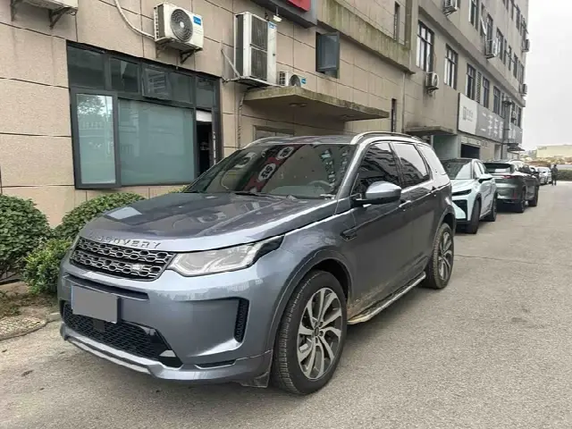 Land Rover Discovery Sport 2022, 7 800 км