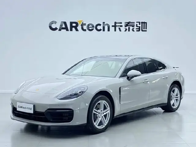 Porsche Panamera 2023, 56 600 км