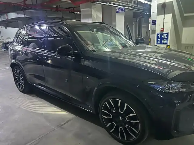 BMW X5 2023, 29 000 км