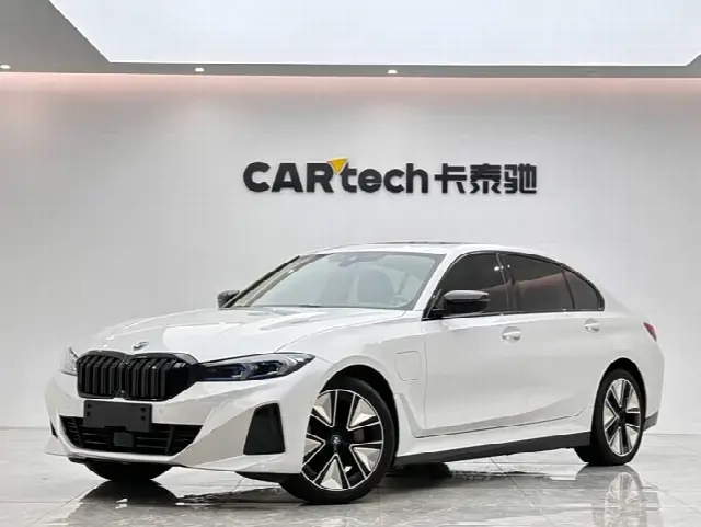 BMW i3 2024, 29 000 км