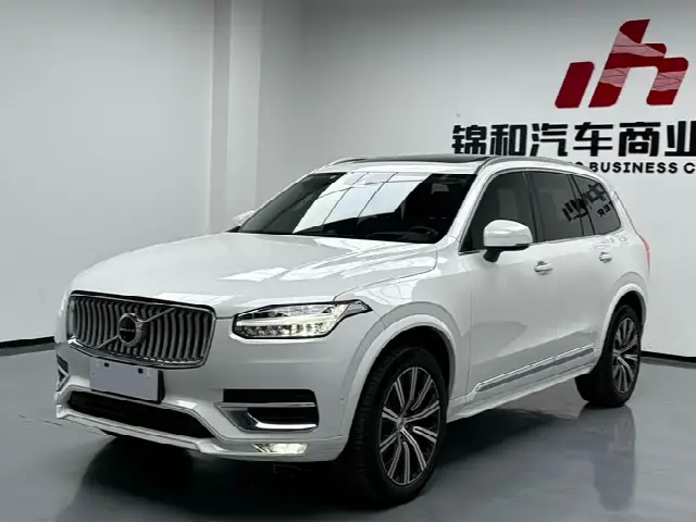 Volvo XC90 2022, 20 000 км
