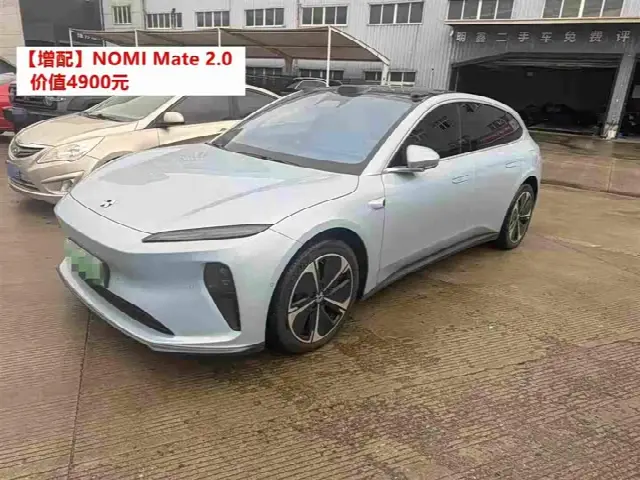 Nio ET5T 2023, 27 900 км