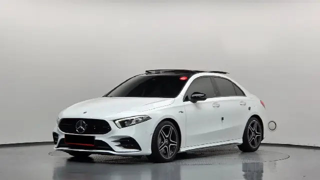 Mercedes-Benz A-Class 2019, 24 912 км
