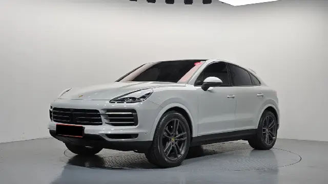 Porsche Cayenne 2019, 85 930 км