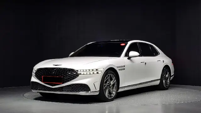 Genesis G90 2021, 65 741 км