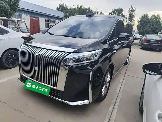 Wey 80 Hybrid 2025, 32 700 км