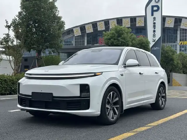 LiXiang L7 2023, 68 000 км