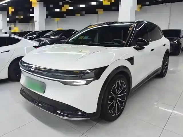 Zeekr 7X 2025, 50 200 км