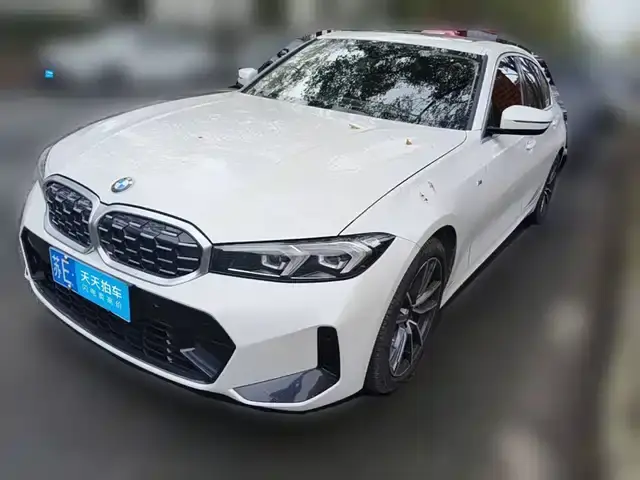 BMW 3 Series 2023, 77 040 км