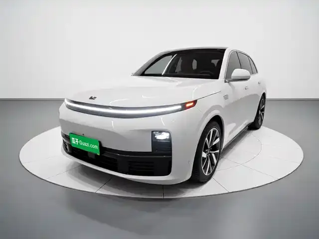 LiXiang L7 2023, 37 900 км