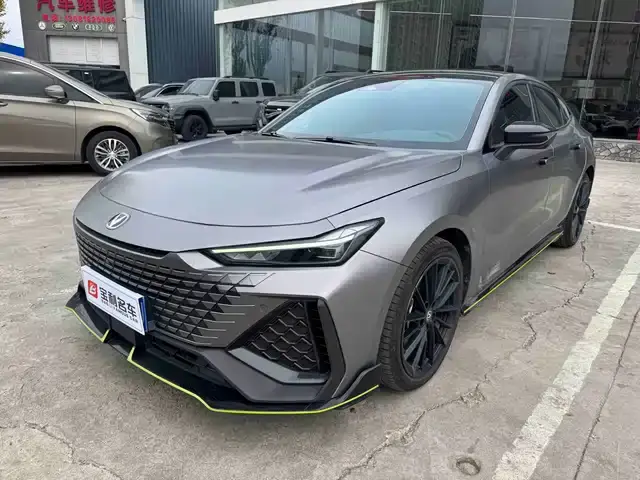 Changan UNI-V 2022, 31 000 км