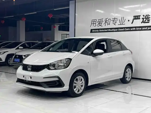 Honda Fit 2021, 9 800 км