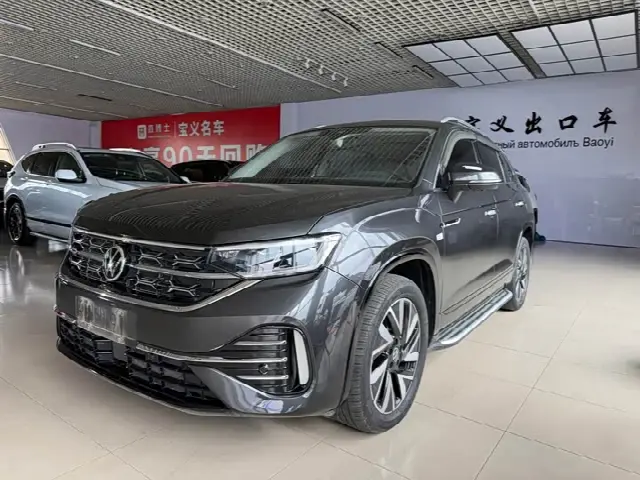 Volkswagen Tayron 2023, 54 000 км