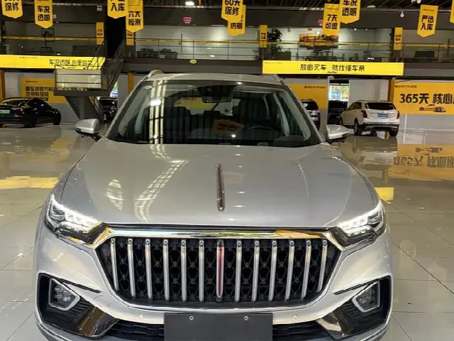 Hongqi HS5 2022, 74 000 км