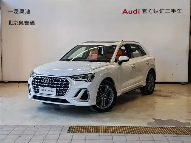 Audi Q3 2025, 3 400 км