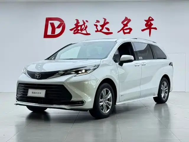 Toyota Sienna 2024, 37 000 км
