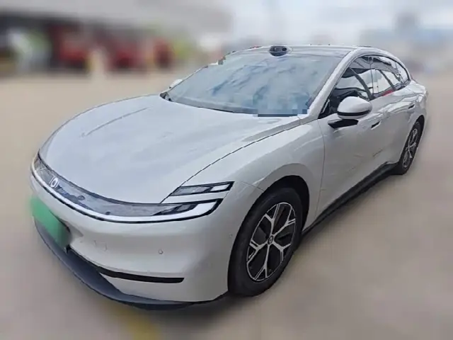 Changan Qiyuan (Nevo) A06 2026, 27 700 км