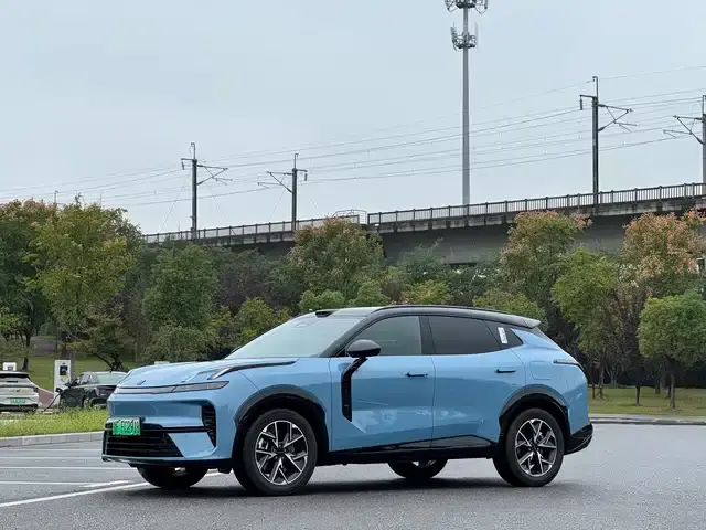 Lynk & Co 08 EM-P Hybrid 2026, 2 000 км