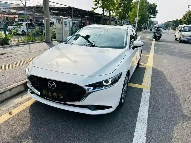 Mazda 3 (Axela) 2023, 56 000 км