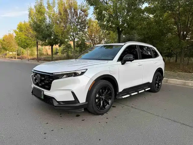 Honda CR-V Hybrid 2023, 57 000 км