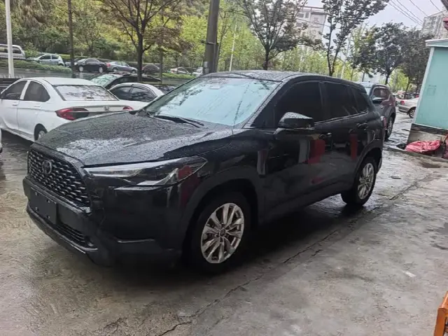 Toyota Corolla Cross 2024, 20 900 км