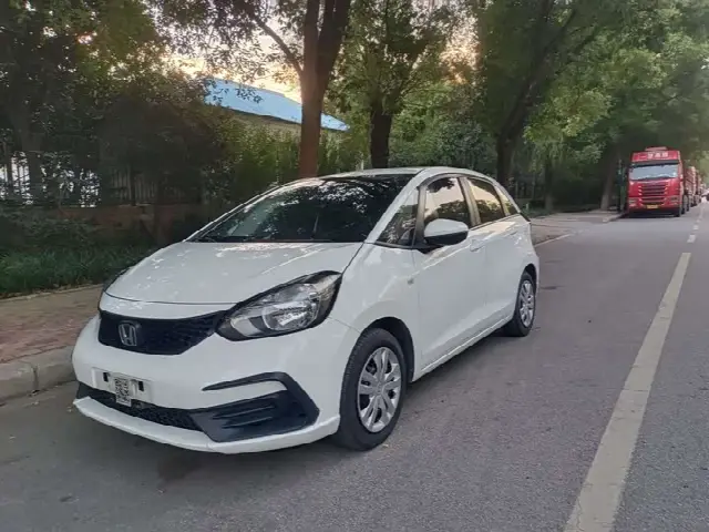 Honda Fit 2021, 70 000 км