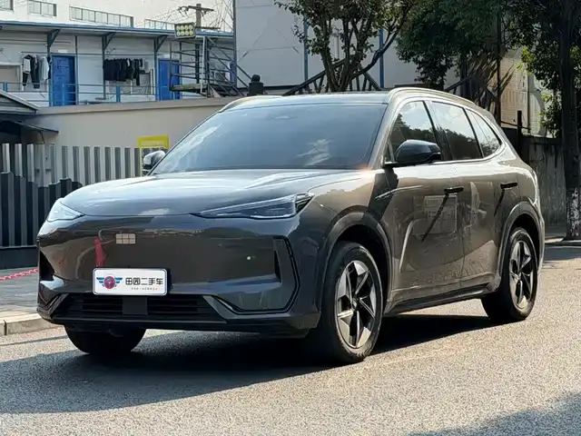 Geely Galaxy E5 2026, 15 000 км
