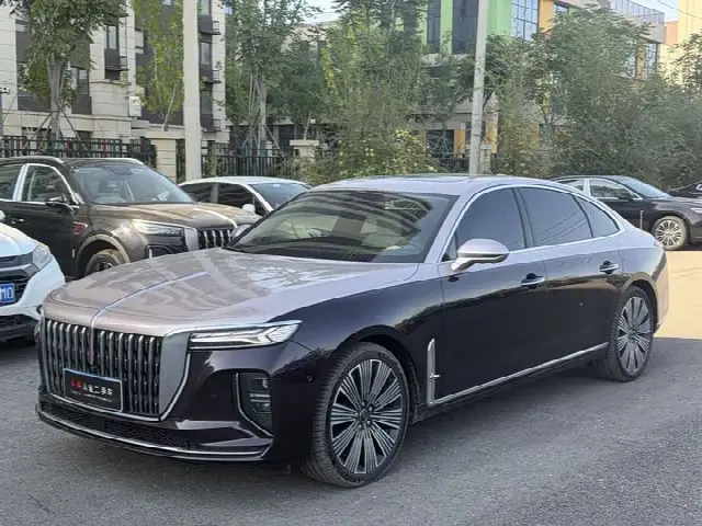 Hongqi H9 2025, 4 000 км