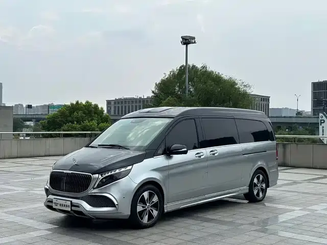Mercedes-Benz V-Class 2022, 51 000 км