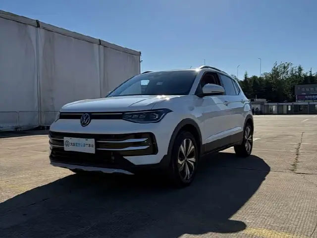 Volkswagen Tharu 2025, 20 000 км