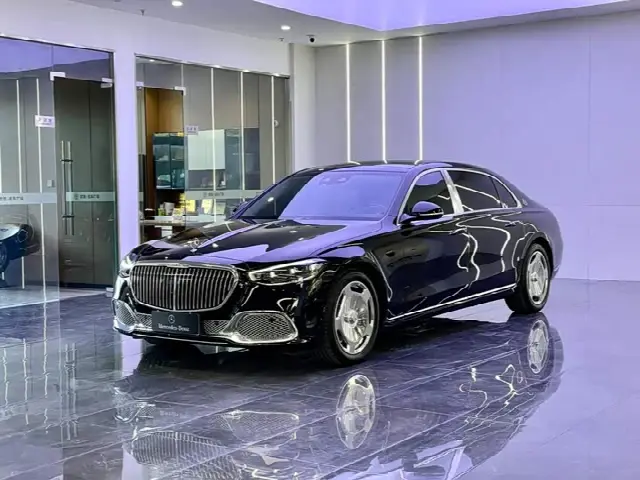Mercedes-Benz Maybach S-Class 2025, 15 800 км