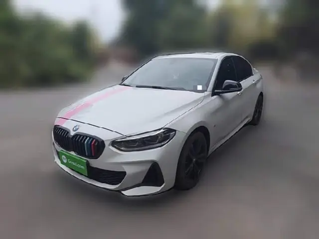 BMW 1 Series 2023, 71 300 км