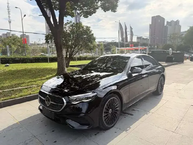Mercedes-Benz E-Class 2024, 64 000 км