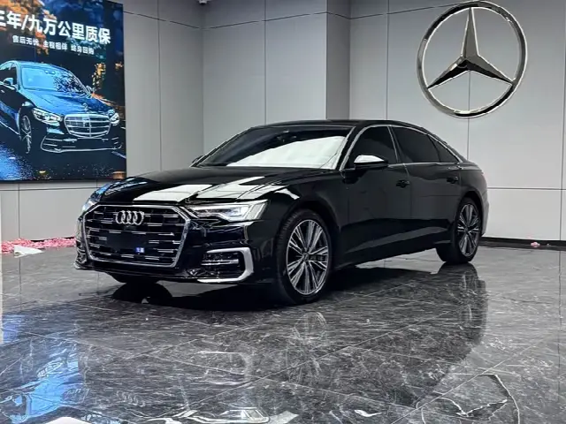 Audi A6L 2025, 10 000 км