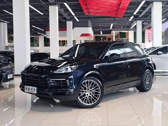 Porsche Cayenne 2022, 32 000 км