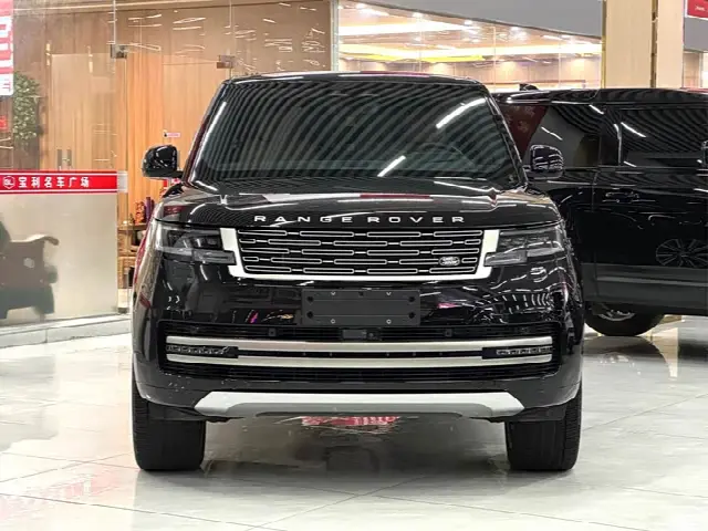 Land Rover Range Rover 2025, 19 000 км
