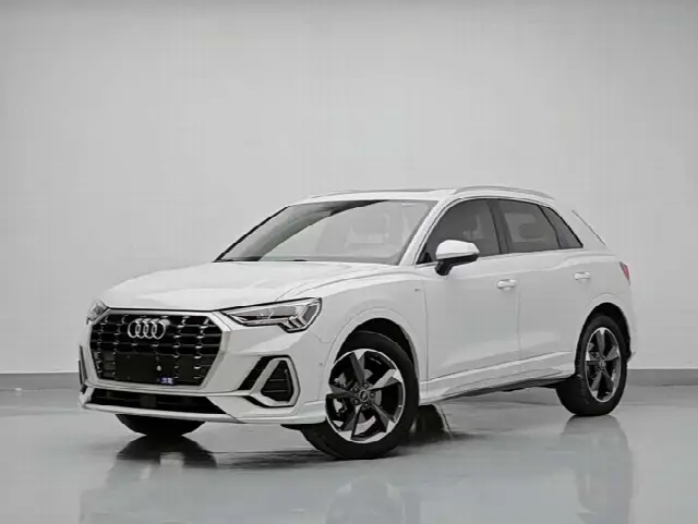 Audi Q3 2023, 22 000 км