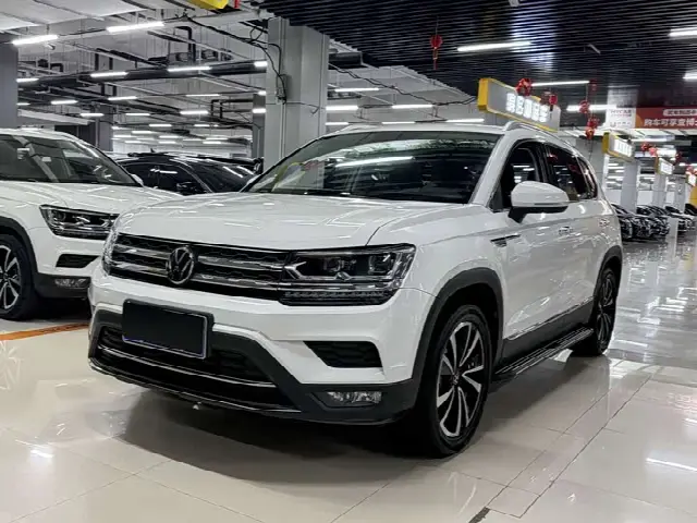 Volkswagen Tharu 2022, 28 000 км