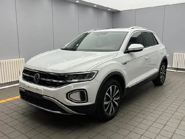 Volkswagen T-Roc 2023, 21 000 км