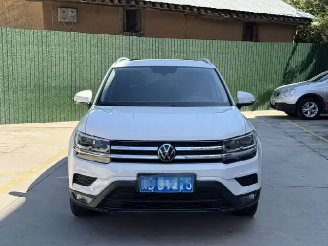 Volkswagen Tharu 2022, 60 000 км