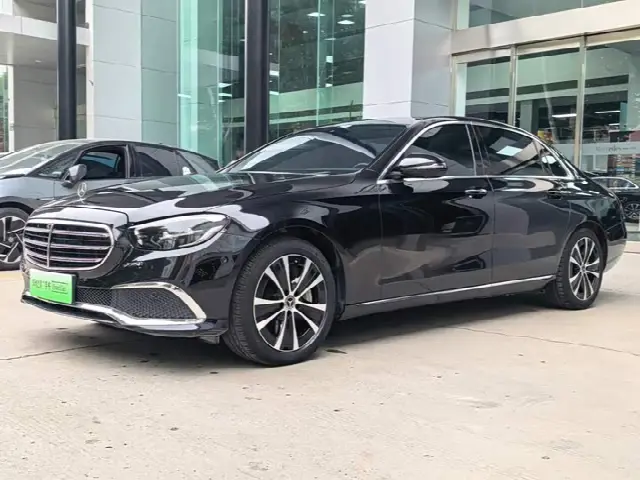 Mercedes-Benz E-Class Hybrid 2022, 68 000 км