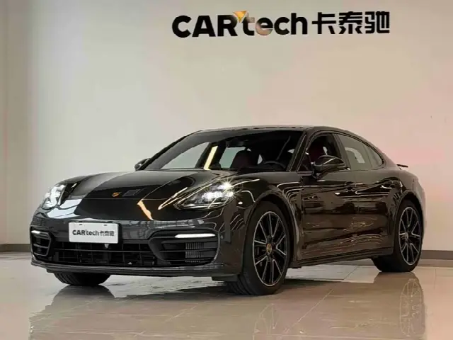 Porsche Panamera 2022, 38 000 км