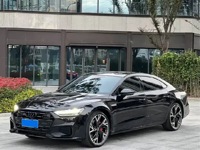 Audi A7L 2024, 20 000 км