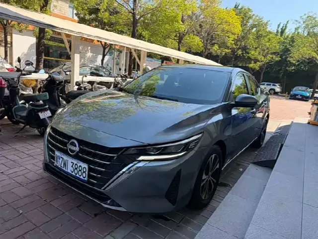 Nissan Sylphy 2023, 10 000 км