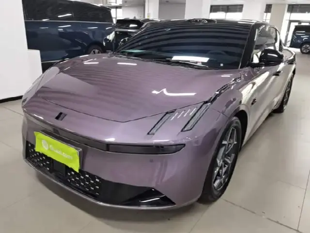 Lynk & Co 30 EM-P Hybrid 2025, 10 800 км