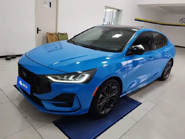Ford Focus 2022, 19 900 км