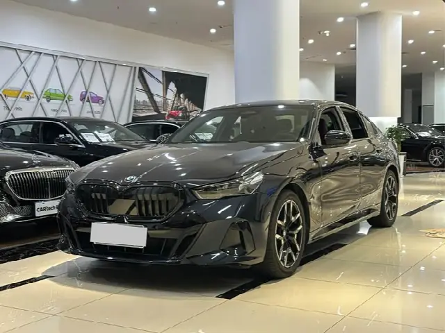 BMW 5 Series 2024, 21 000 км