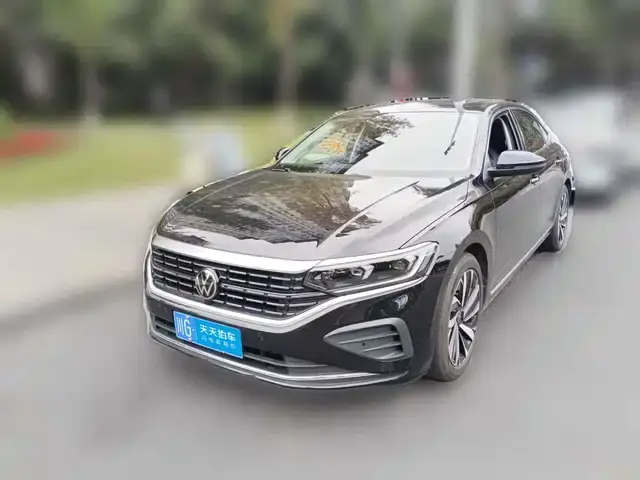 Volkswagen Passat 2025, 14 030 км